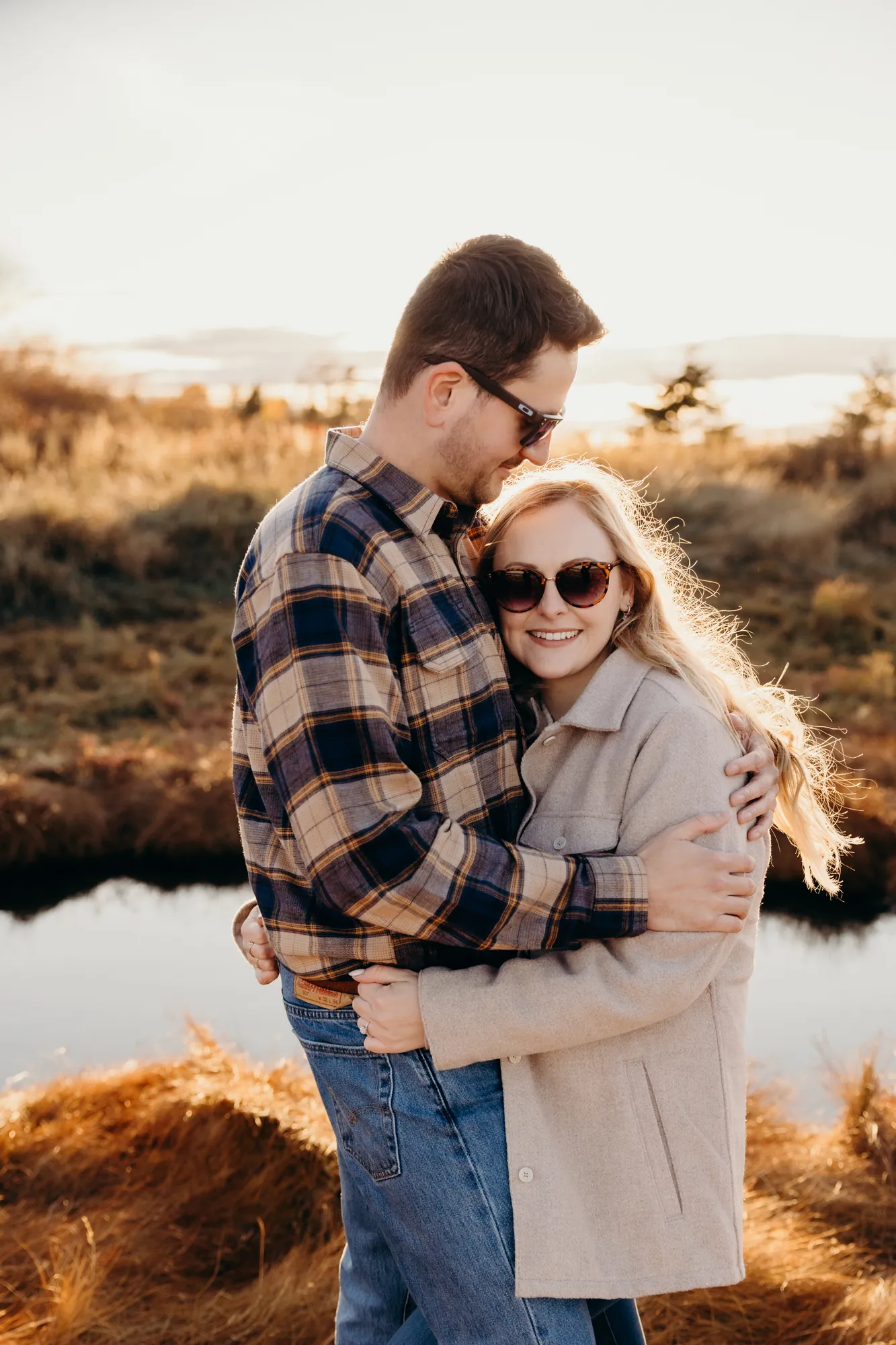 Fin de séance de couple à Rimouski dans la paix de la forêt.