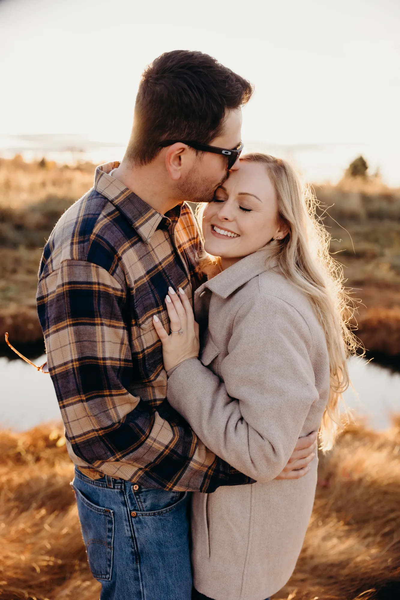 Détail d'un baiser doux au bord du littoral rimouskois.